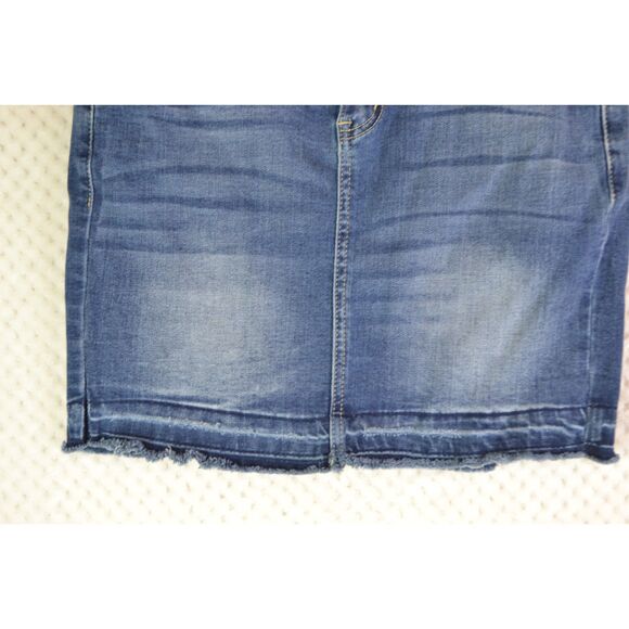 Kancan Women's 7/27 Medium Wash Released Hem Denim Mini Skirt - Picture 3 of 15